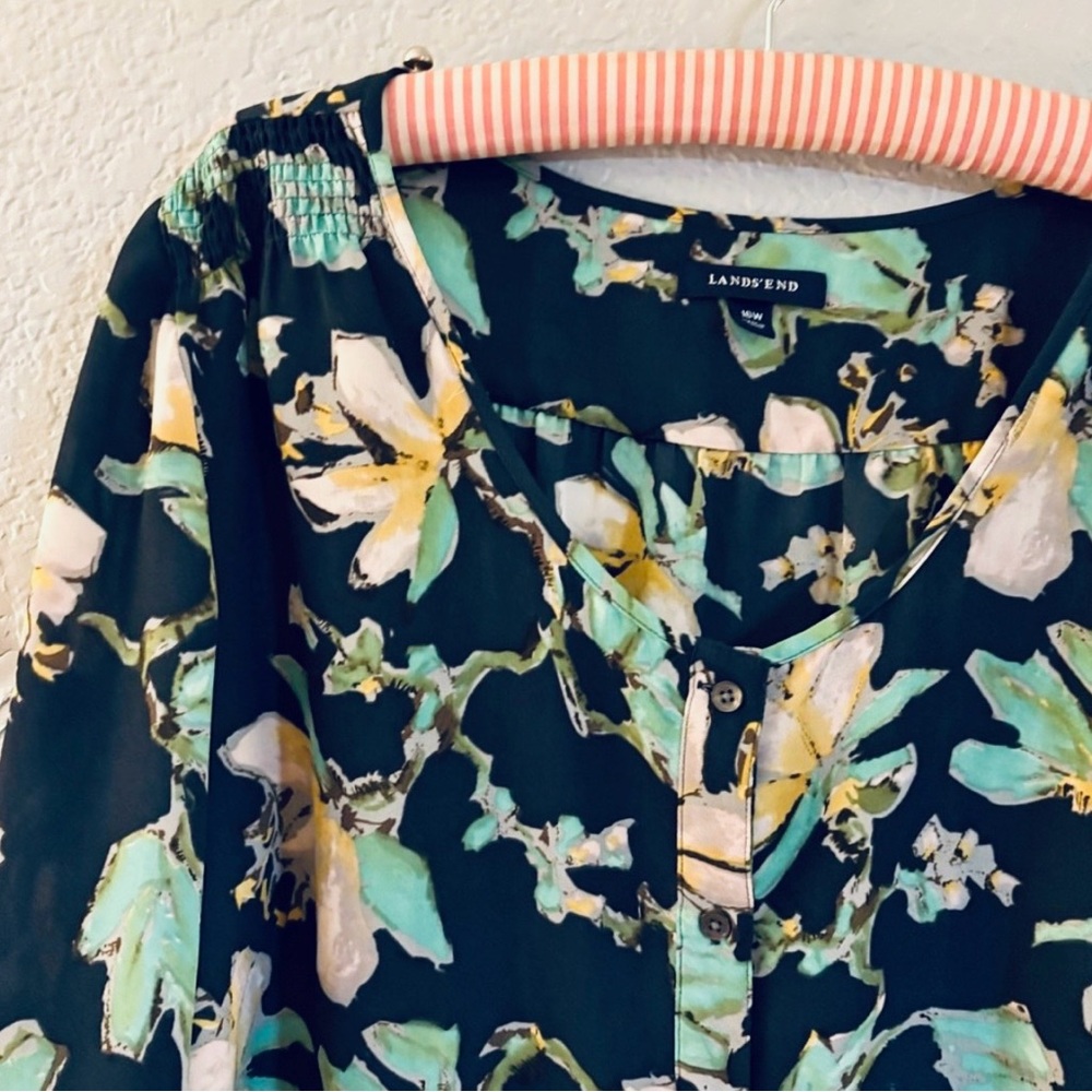 Lands End Multicolor Print Blouse Size 16W - Picture 3 of 9